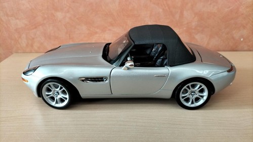 最新情報 BMW 京商 Z8 KYOSHO ミニカー 1/18SCALE ミニカー