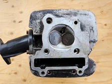 Yamaha Ytm 200 Complete Cylinder Head W/intake