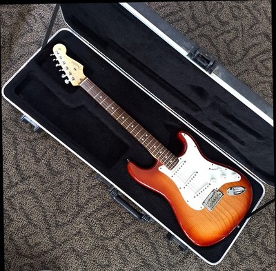 Fender Stratocaster Made in USA Original Contour Body Sienna Sunburst Rosewood