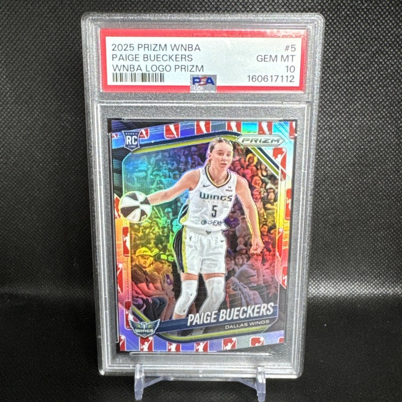 2025 PANINI PRIZM WNBA WNBA LOGO PRIZM #5 PAIGE BUECKERS ROOKIE RC PSA 10