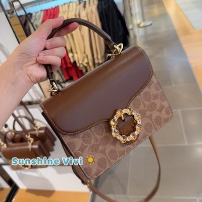 NWT Coach Courtney Top Handle Bag In Signature Canvas CCE22 IM/TAN