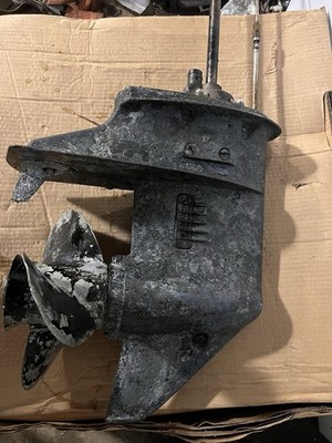 1983 1984 1985 1986 - 1997 Suzuki 20'' Long Lower Unit DT 20 25 30 HP 2-Stroke