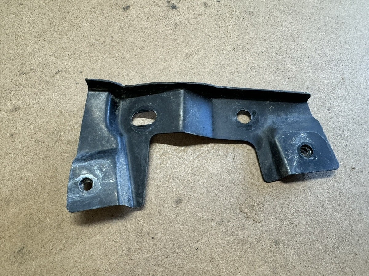 91-95 Toyota Mr2 Charcoal Canister EVAP Vacuum 77740-17020 OEM