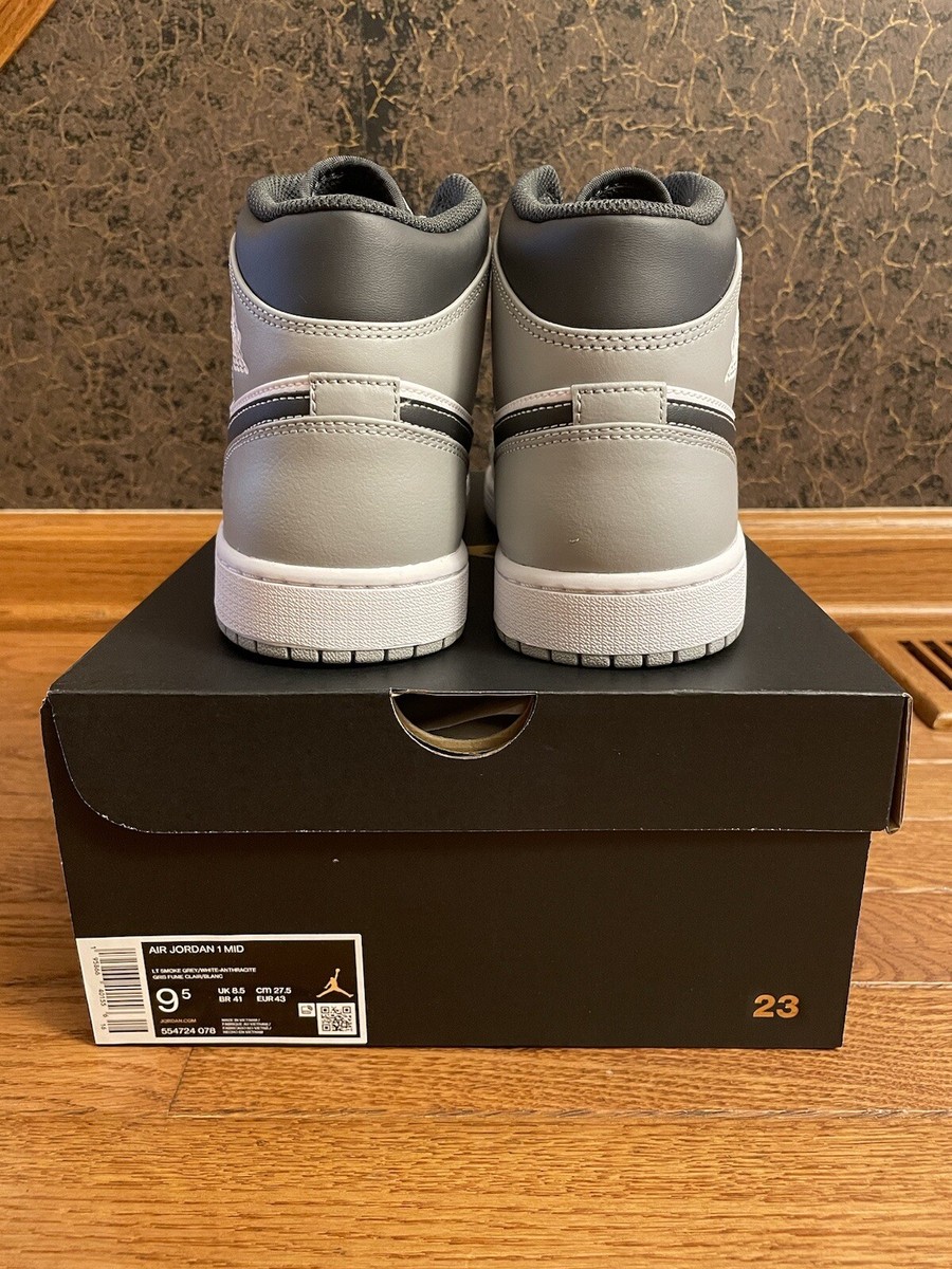 Air Jordan 1 Mid Light Smoke Grey “Anthracite” 554724-078 Size 9.5