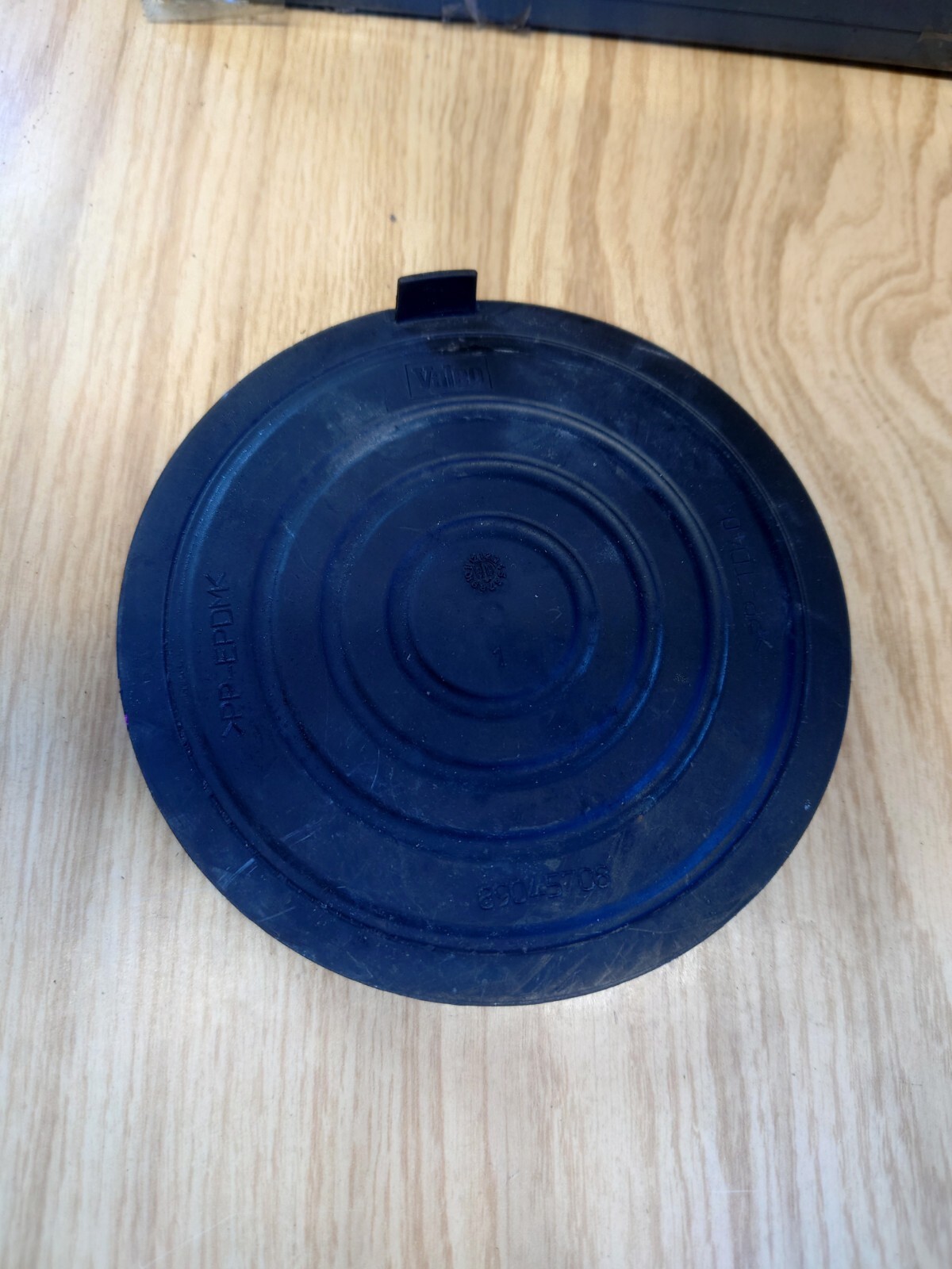 Peugeot 207 VALEO Headlight Bulb Cap Dust Cover 89045708 for sale