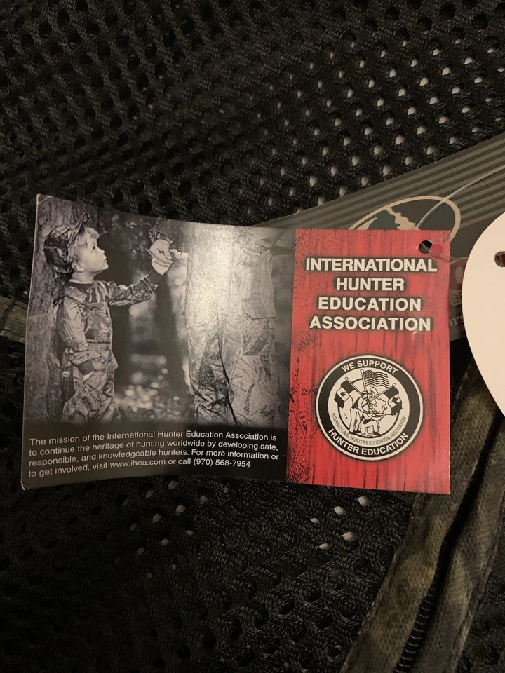 Mossy Oak “Quail Unlimited” Hunting Vest Camouflage And Mesh Construction - Image 4 of 4