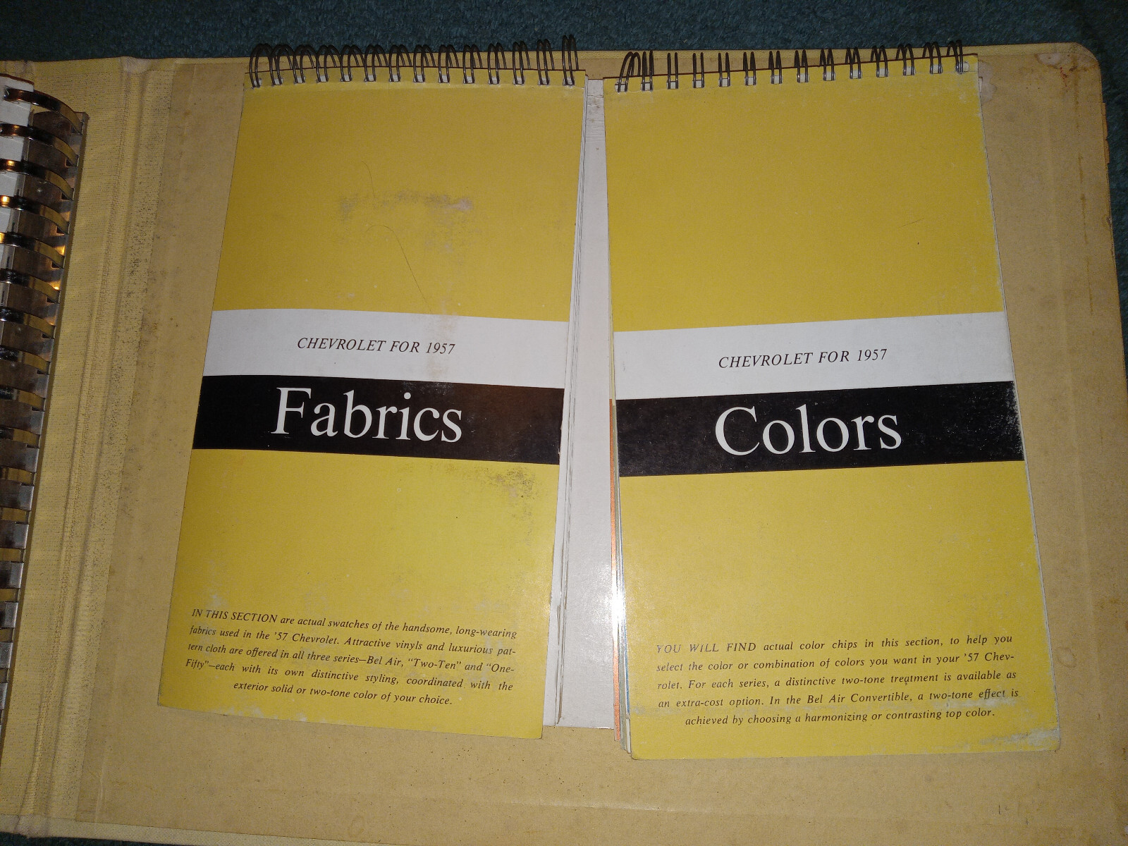 1957 CHEVROLET DEALER ALBUM / RARE ORIGINAL WITH UPDATE PAGES BELAIR