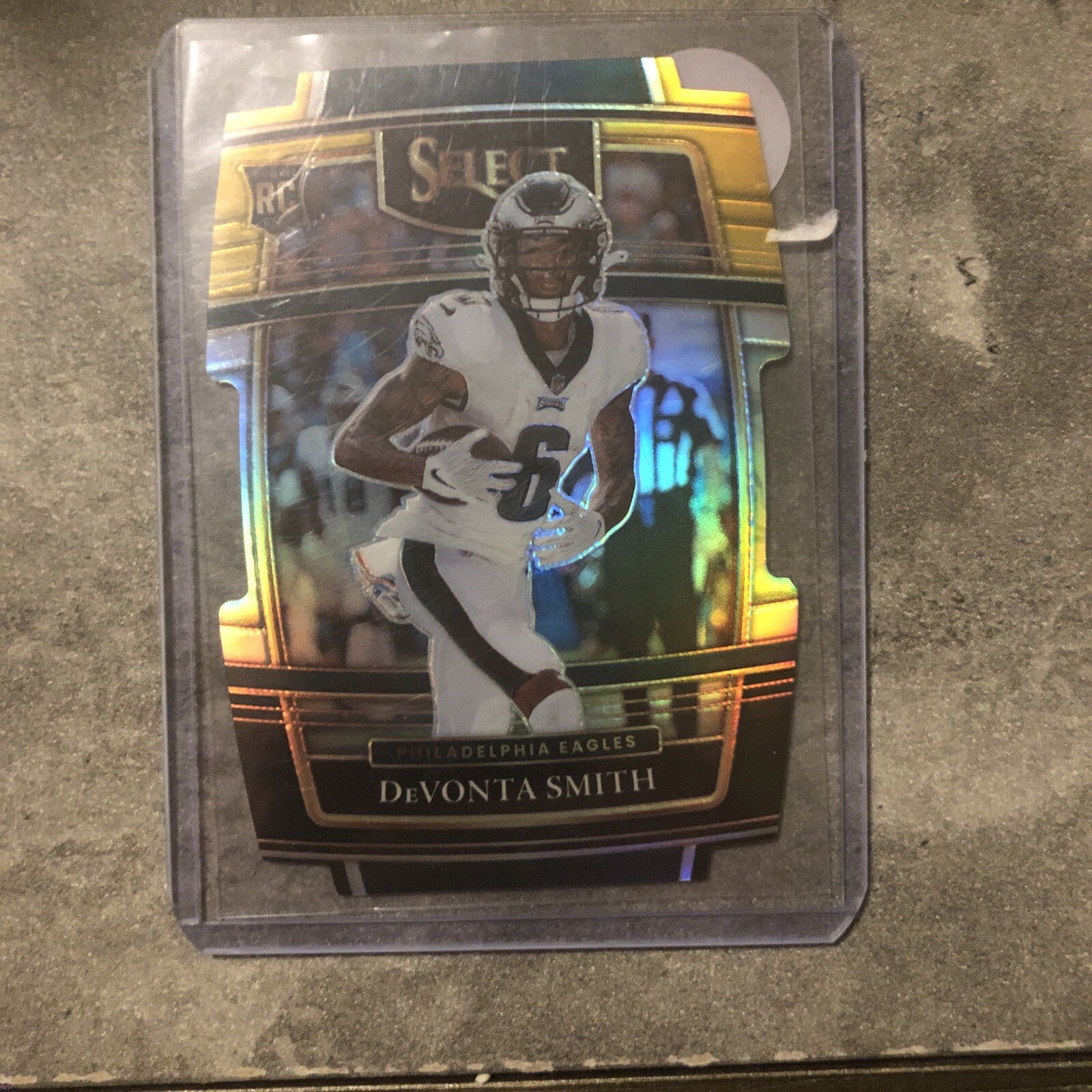 2021  Panini Select DeVonta Smith  Black Gold Die-Cut RC #49