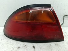 RÜCKLEUCHTE AUßEN LINKS / 1869225 FÜR MAZDA 323 BERLINA C/F/P/S BA *