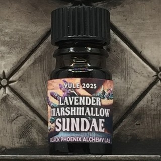 Lavanda Marshmallow Sundae Black Phoenix Alchemy Lab BPAL Yule
