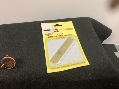 Dollhouse Miniature Classics Brass Kick Plate Housework s #1150