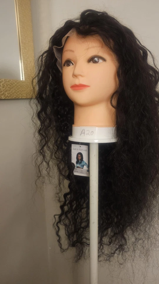 全新 高品质 Top natural black 30 英寸卷发波 100% 处女人类头发 蕾丝假发  — 第 2/4 张图片