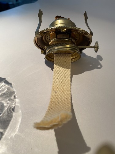 Lamplight Farms Clear Hobnail Small Oil/Kerosene Lamp Base. Vintage. - Picture 8 of 8