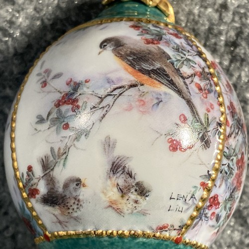 Bradford Editions Christmas Ornament 4.5" Green Bird Robin Family Porcelain - Picture 2 of 4