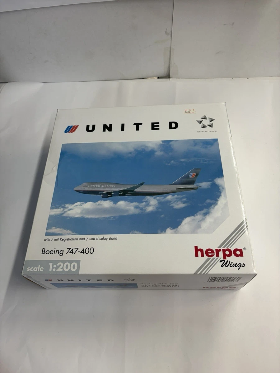 Herpa Boeing 747 Diecast Aircraft & Spacecraft 1:200 Scale for