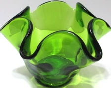 Vintage Viking Glass Bowl or Dish Epic Crimped Avocado Green 3 3/4" Tall