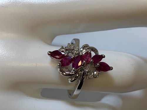 14K SOLID WHITE GOLD GENUINE DIAMOND &RUBY FEMALES RING ESTATE P0XXX - Picture 2 of 9