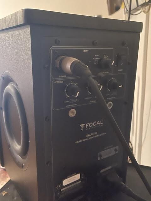 FOCAL Shape 50 PAIR 2 x Powered Studio Monitor Dark Walnut FOCAL Shape 50 PAIR 2 x Powered Studio Monitor Dark Walnut