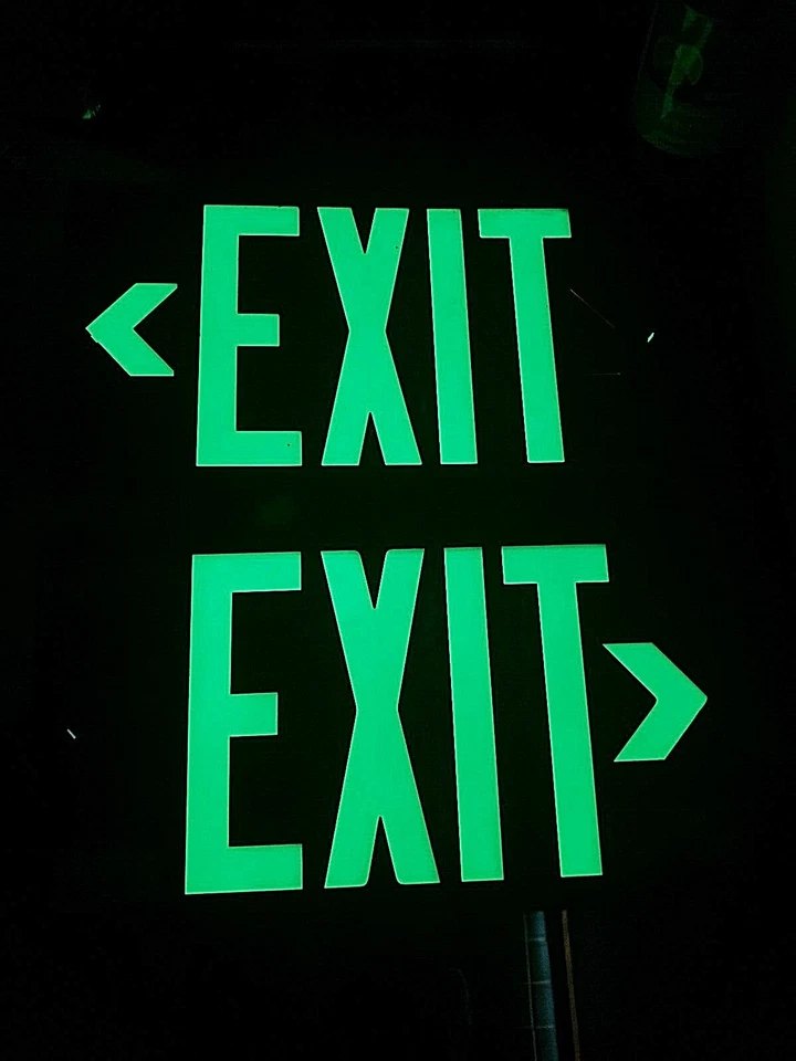 2 BRADY BRADYGLO BLACK WALL MOUNT PHOTO LUMINESCENT EXIT SIGNS STEEL MODEL 37851 - Image 3 of 4