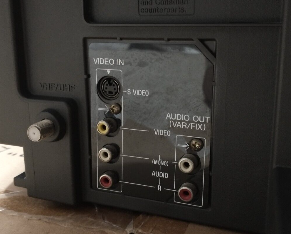 Sony Trinitron KV27S42 27" CRT Tube RETRO GAMING TV Color Television