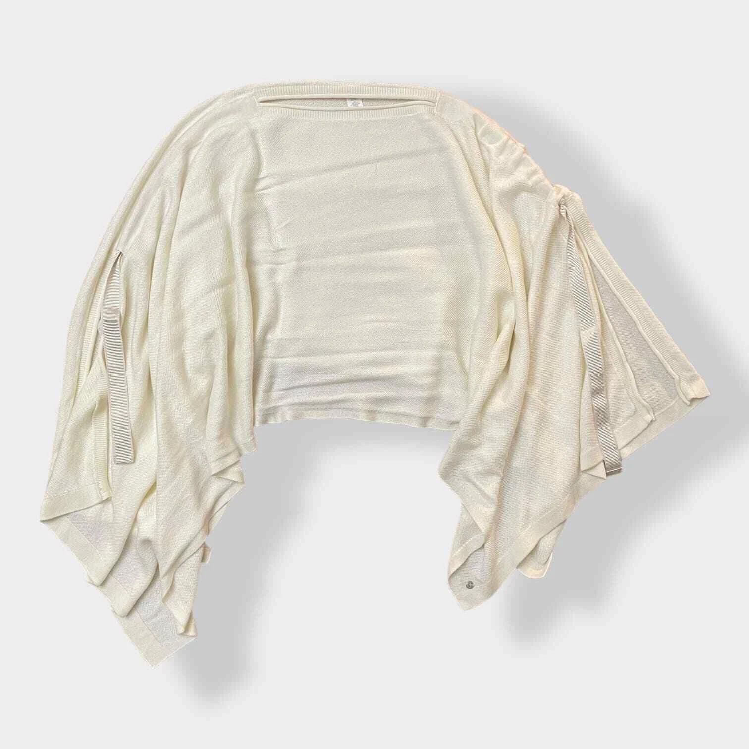 Lululemon Athletica Forward Flow 2 way cape poncho White OS