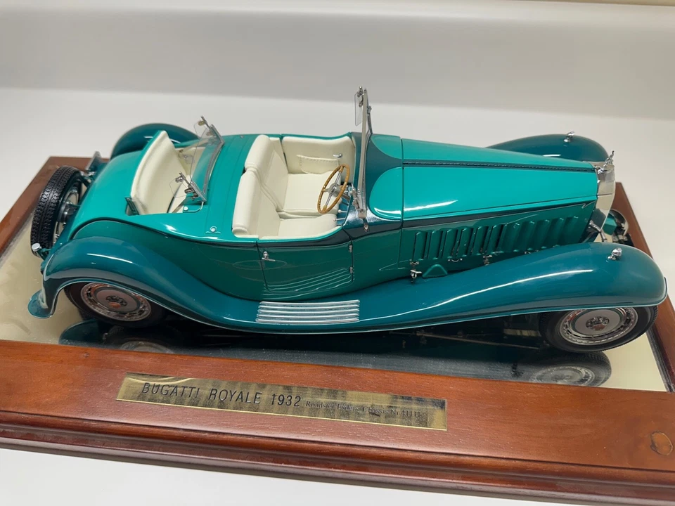 BAUER 1/18 Scale - BUGATTI ROYALE ROADSTER ESDERS - 1932 1990TZ68 - Image 2 of 4