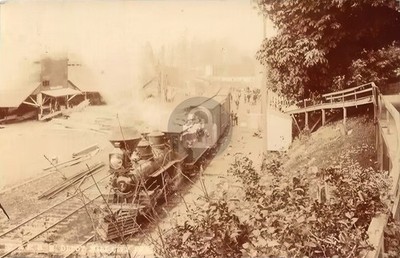 Early Mill City OR Oregon O. & E. R. R. Train Station Depot RPPC Postcard COPY