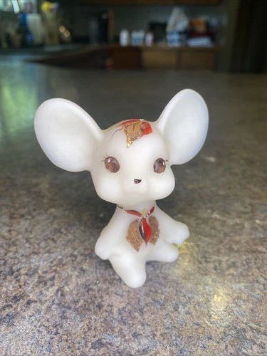 Fenton Christmas Mouse Satin Milk Glass Hand Painted Figure Signed