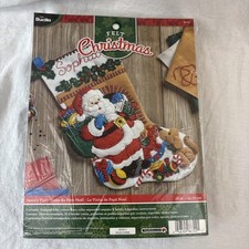Bucilla Felt Stocking Kit 867021 Santa s Visit 18 Inch