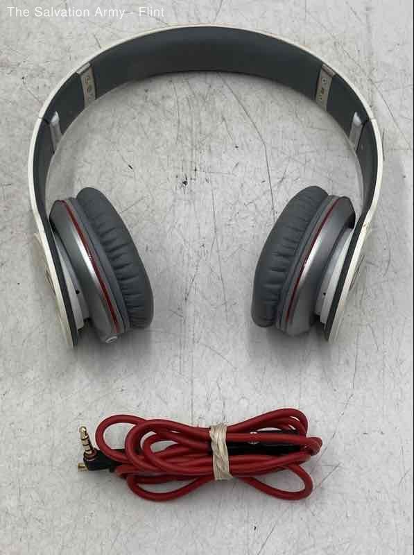 Beats By Dr. Dre Solo HD White Gray Wired Ear-Pad On The Ear Headphones w/ Case