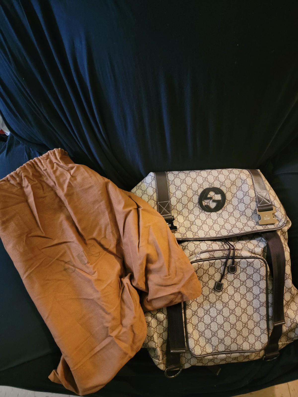 Gucci Interlocking G Backpack Large Beige Canvas … - image 3