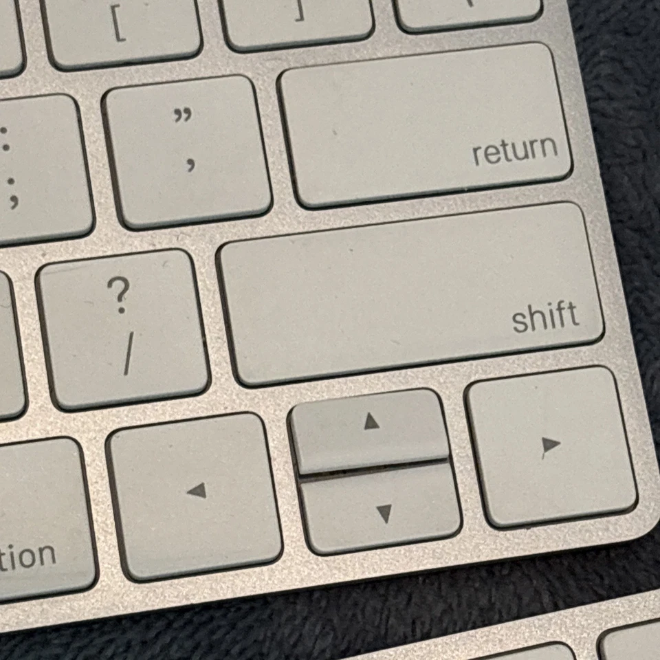 3 Pack - Apple Magic Keyboard 2 (A1644) Wireless Bluetooth Keyboard - Not Tested - Image 4 of 4