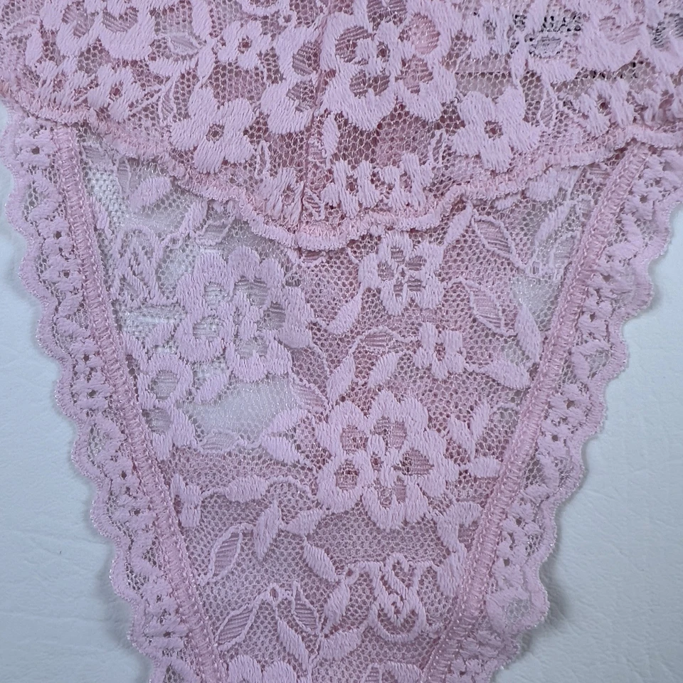 Victoria’s Secret 3 Tangas de Encaje Floral Verde Menta Rosa y Crema Lunares S.S Nuevo con Etiquetas Foto 3 de 4