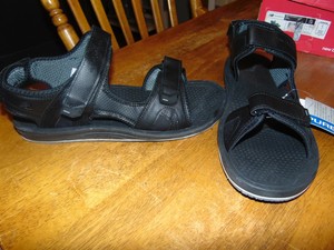 new balance recharge sandal