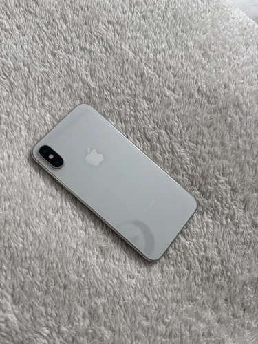 Apple iPhone X - 256GB - Silver (Unlocked) A1901 (GSM)