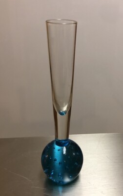 Vtg Hand Blown 6 Aqua Blue 1oz Shot Glass Controlled Bubble Base/Weighted Bottom