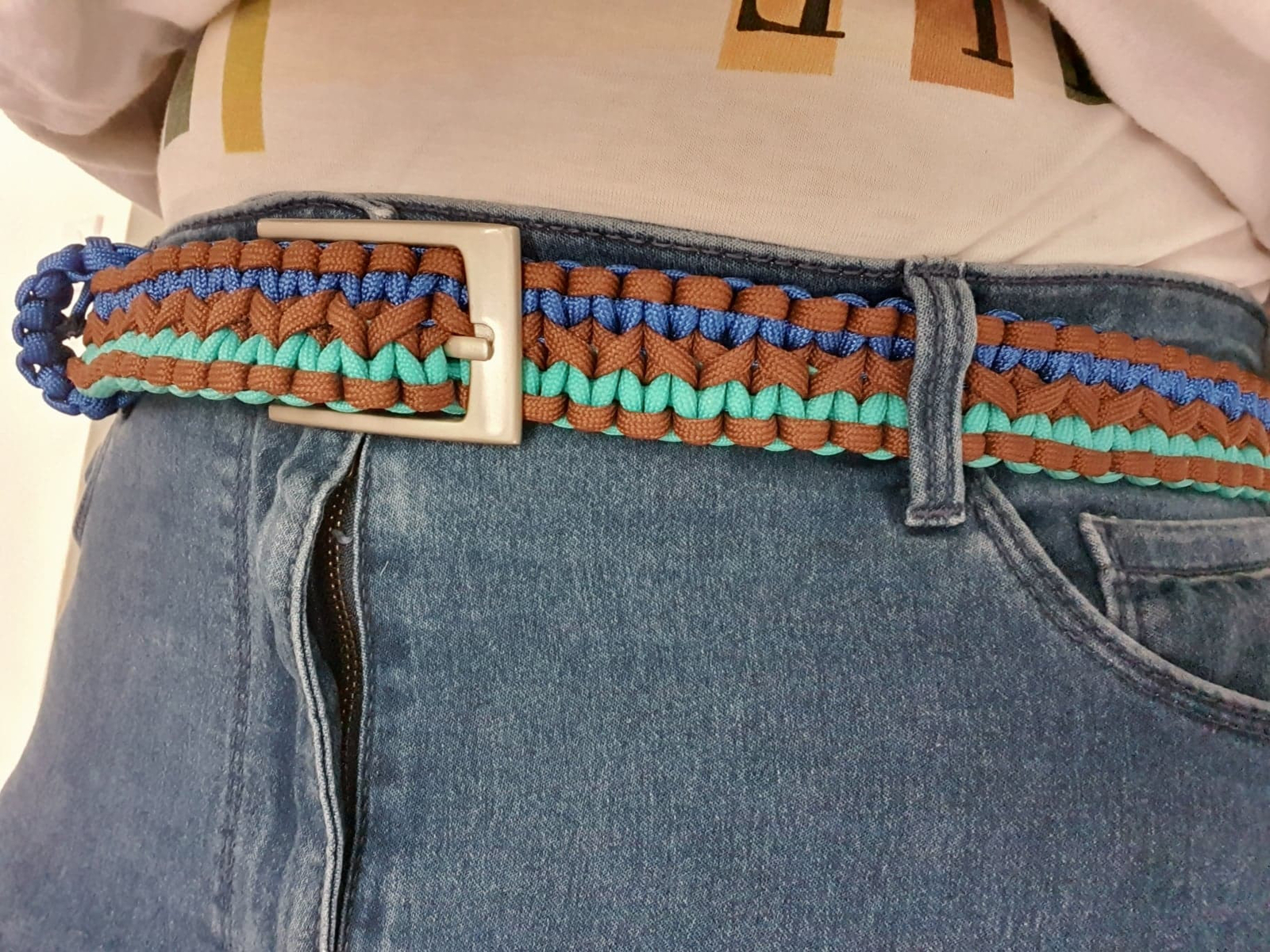 Ceinture tressée en cuir véritable et finitions haut de gamme