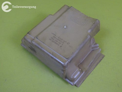 Abdeckung Dämpfung Airbagsteuergerät, Mittelkonsole, W204 X204, A 2046827704