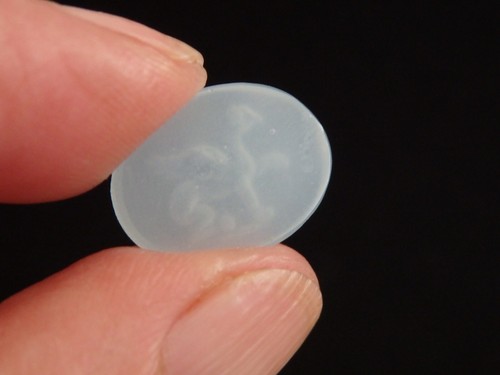 GRYPHON GRIFFIN milky blue Venetian glass Intaglio*oval*16mmx12mm*Tassie Seal - Picture 2 of 9