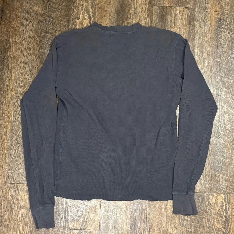 Vintage 2000s Hurley Long Sleeve Thermal - Image 3 of 4