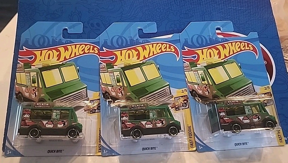 Hot Wheels 2018 Quick Bite Regular Treasure Hunt TH Fast Foodie Lot of 3 1:64