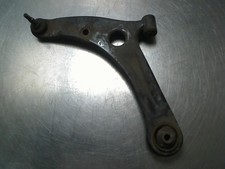 Triangle de suspension Mitsubishi COLT