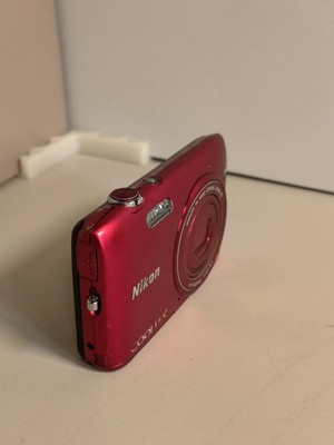Nikon COOLPIX S3400 Red 16.0MP Digital Camera 7x Optical IS Zoom