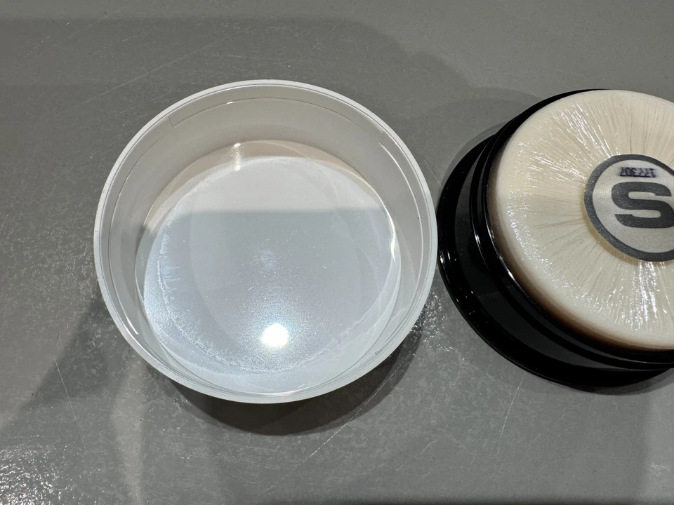 Limpiador en espuma suave sin jabón Sisley Phyto-Pate Moussante 2,9 oz nuevo sellado Foto 2 de 4