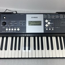 Yamaha Digital Electronic 61 Keyboard YPT-230 w Power Cord  Sustain Foot Panel