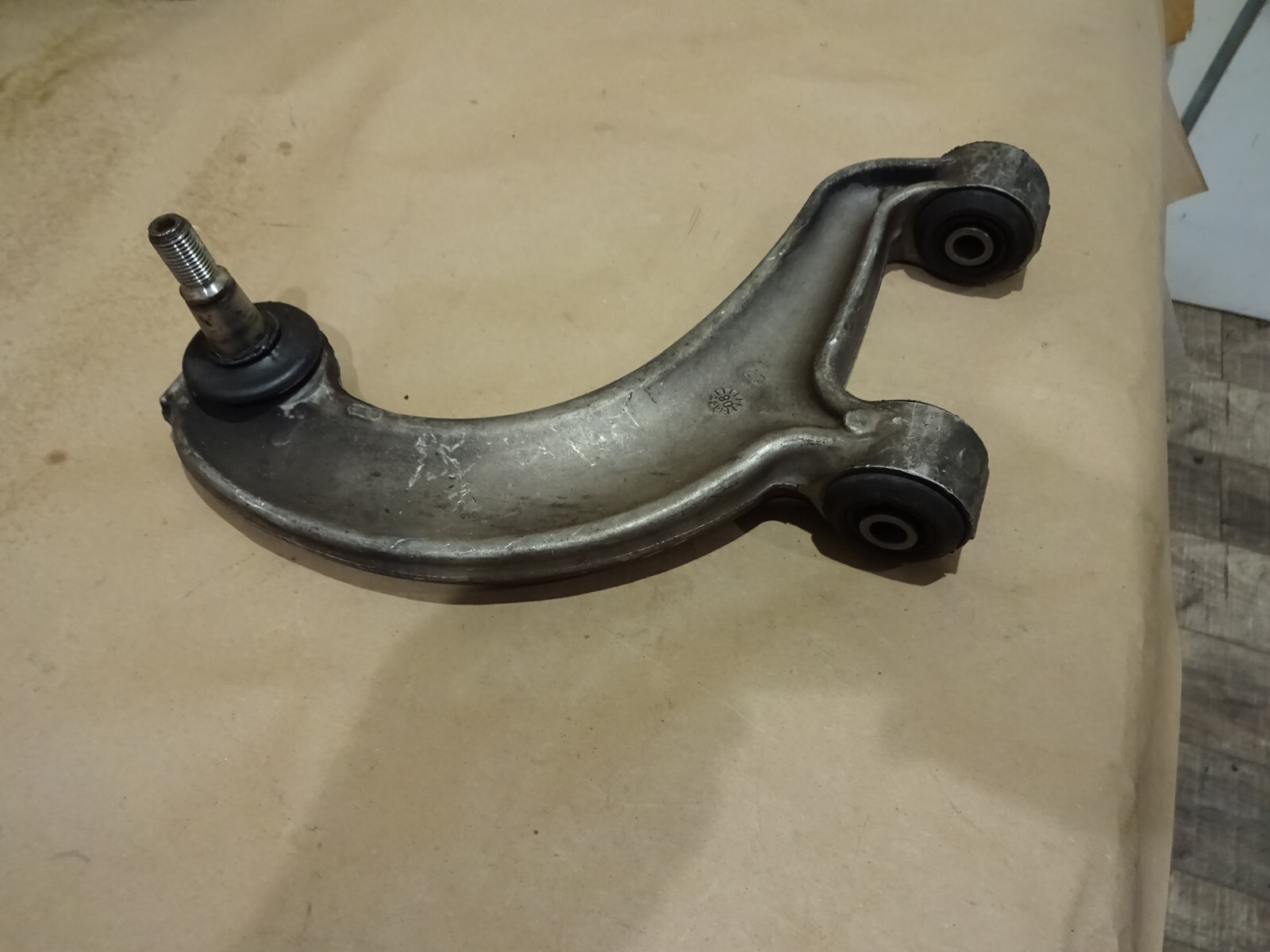 Maserati Quattroporte (2006) - LH Rear Upper Control Arm - P/N 199812