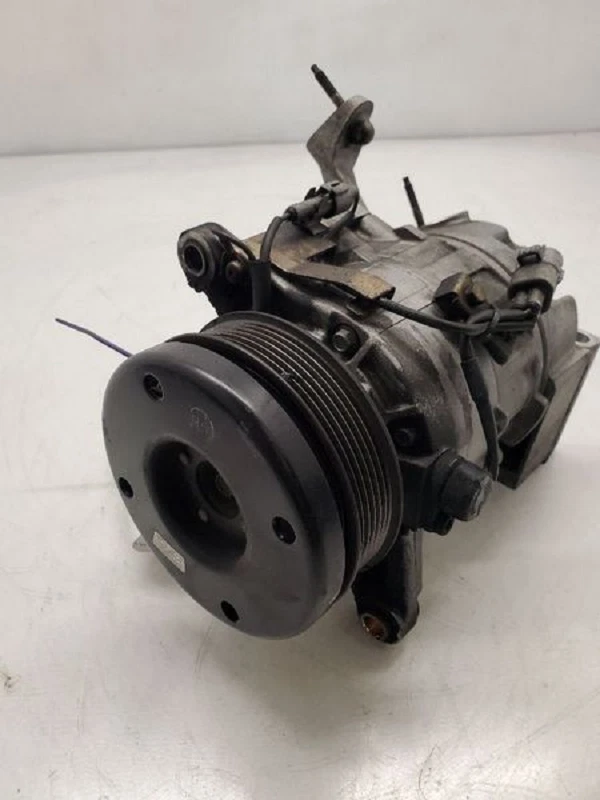 2001 - 2005 雷克萨斯 IS300 空调空调交流压缩机 原始设备制造商 — 第 2/4 张图片