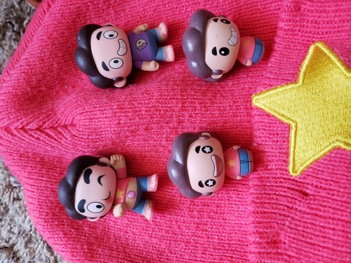 Assorted Steven Universe Collectibles - Lot 1 - Including Hat!