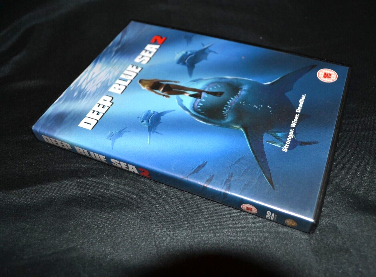 DVD Movie Deep Blue Sea 2 2018