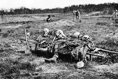 New 5x7 Civil War Photo: Overdue Burial of Soldiers at Gaines Mill - Cold Harbor